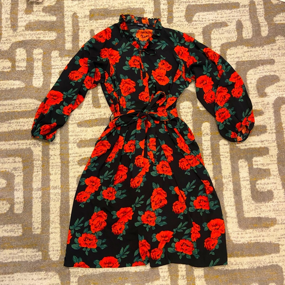 Boohoo floral dress